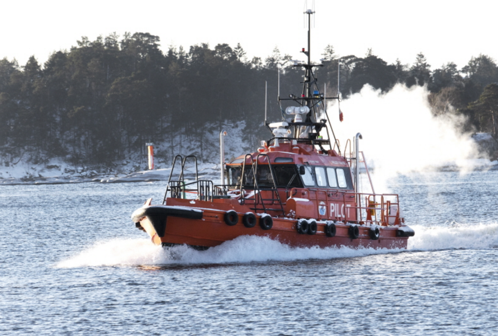 World's first methanol-powered pilot boat launched