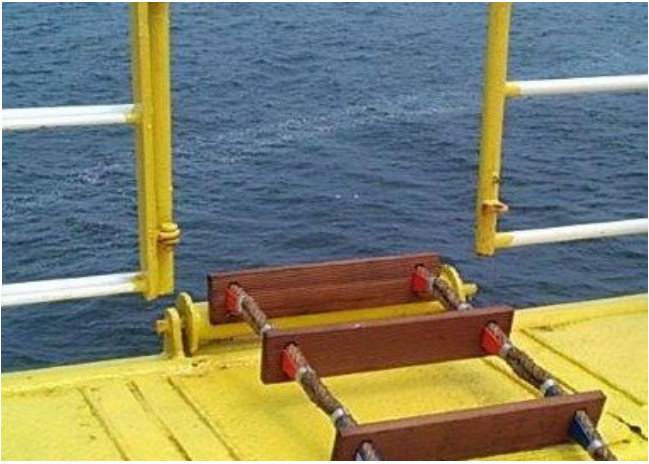 USCG Safety Alert on Handhold Stanchions