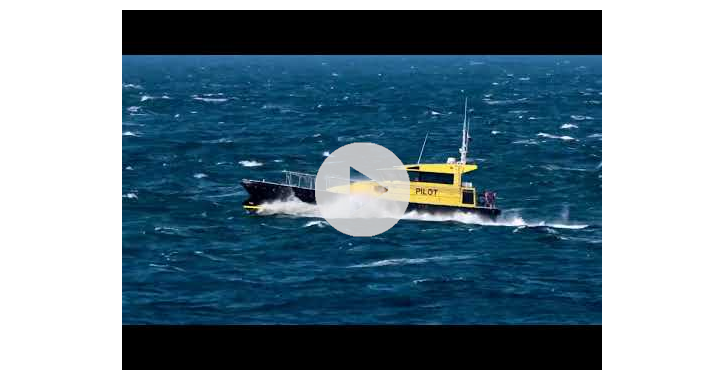 Pilot boat 'Griffiths' off Point Lonsdale (Port Phillip - Australia ...