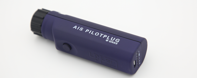 AIS PILOT PLUG Bl... - Marine-Pilots.com